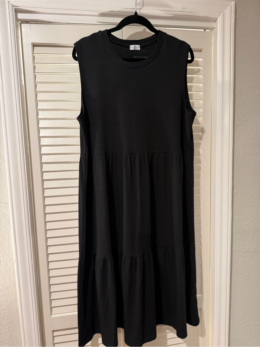Sleeveless Black Tiered Midi Dress